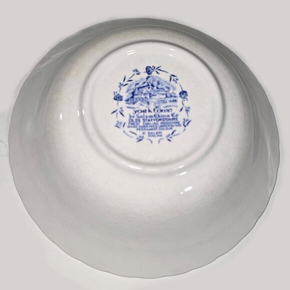 VTG Yorktown 8" Vegetable Bowl Stafforshire Salem English China Blue White - Picture 4 of 8